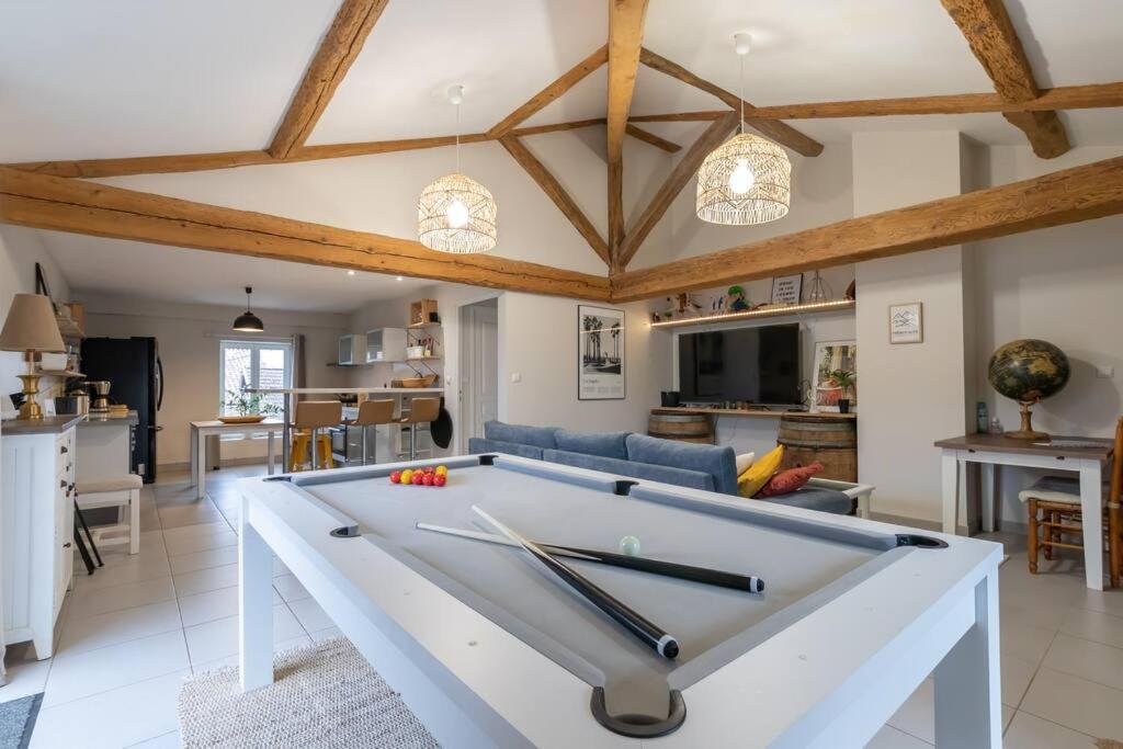 Ferienwohnung Cabana & Vue Sur Les 2 Roches Charnay-lès-Mâcon Exterior foto
