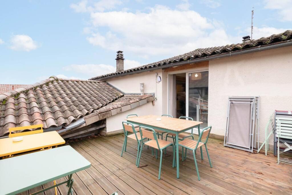 Ferienwohnung Cabana & Vue Sur Les 2 Roches Charnay-lès-Mâcon Exterior foto