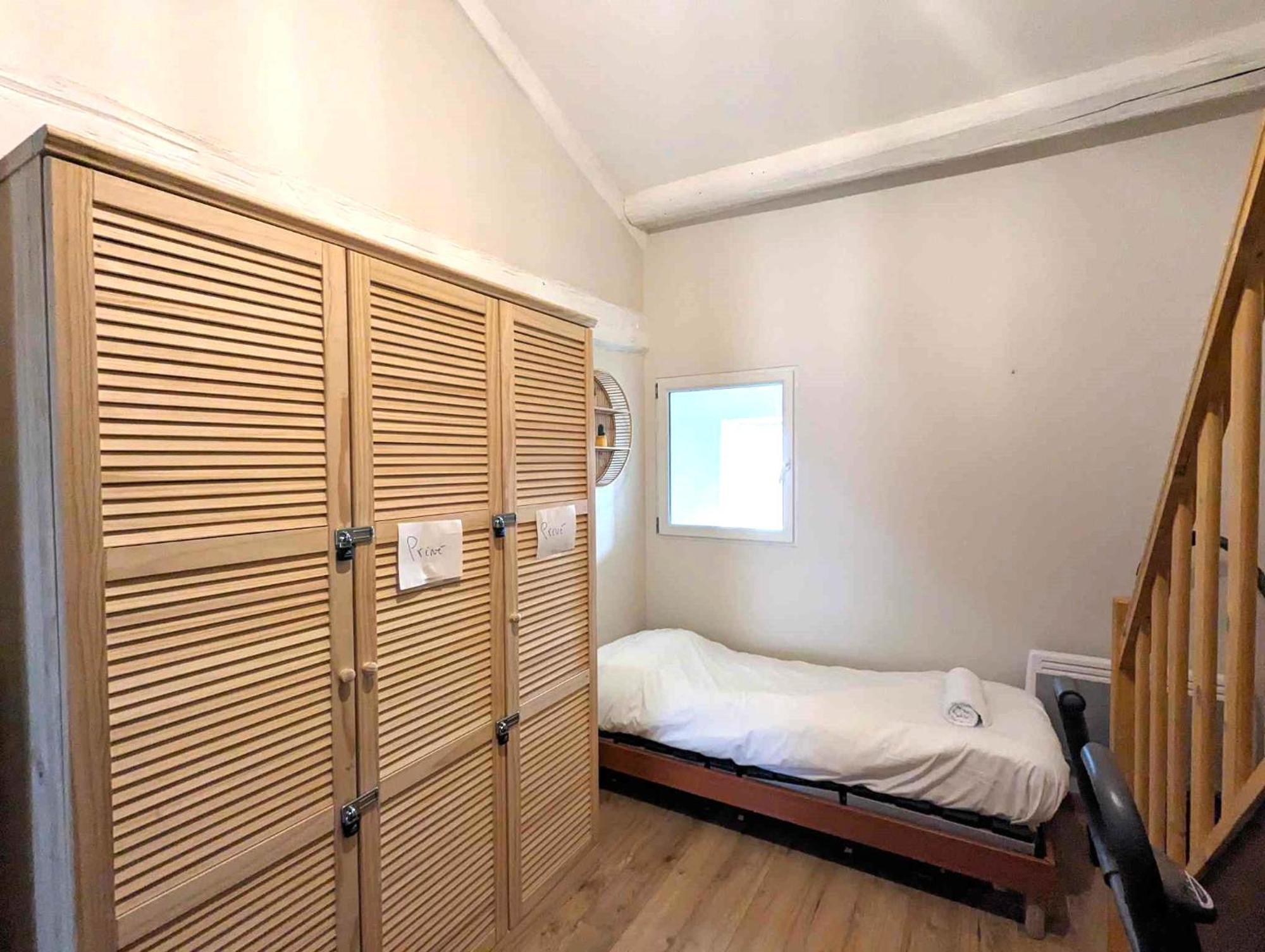 Ferienwohnung Cabana & Vue Sur Les 2 Roches Charnay-lès-Mâcon Exterior foto